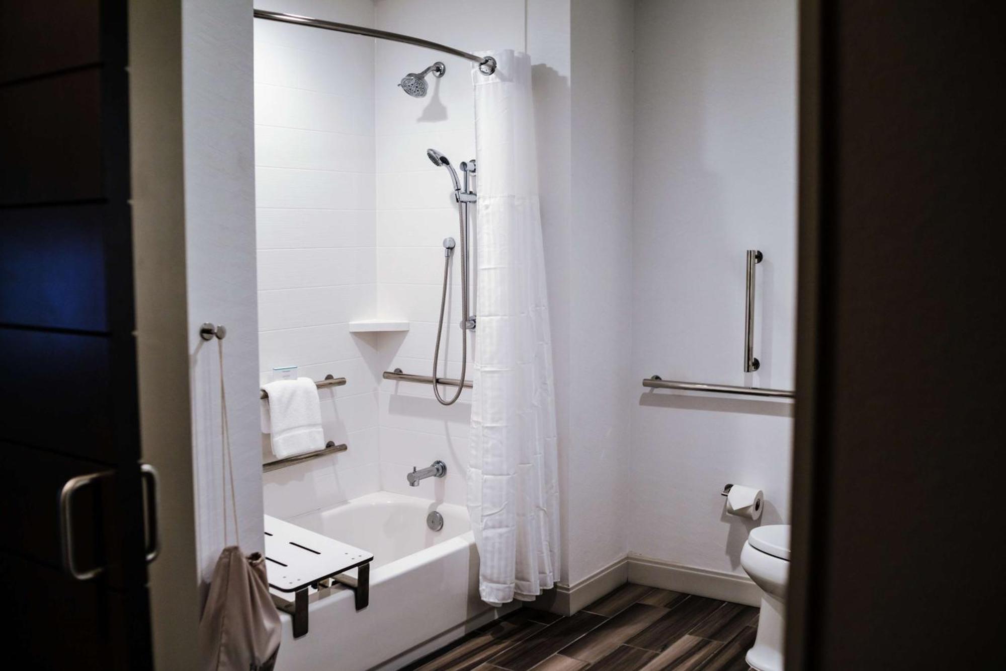 Hotel Hilton Garden 3*